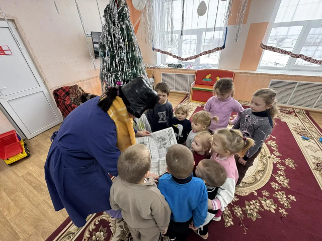 Почтальон Печкин зашел в гости!